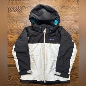 Patagonia Girls XS (5-6) Black and White Insulated & Waterproof Snowbelle Jacket